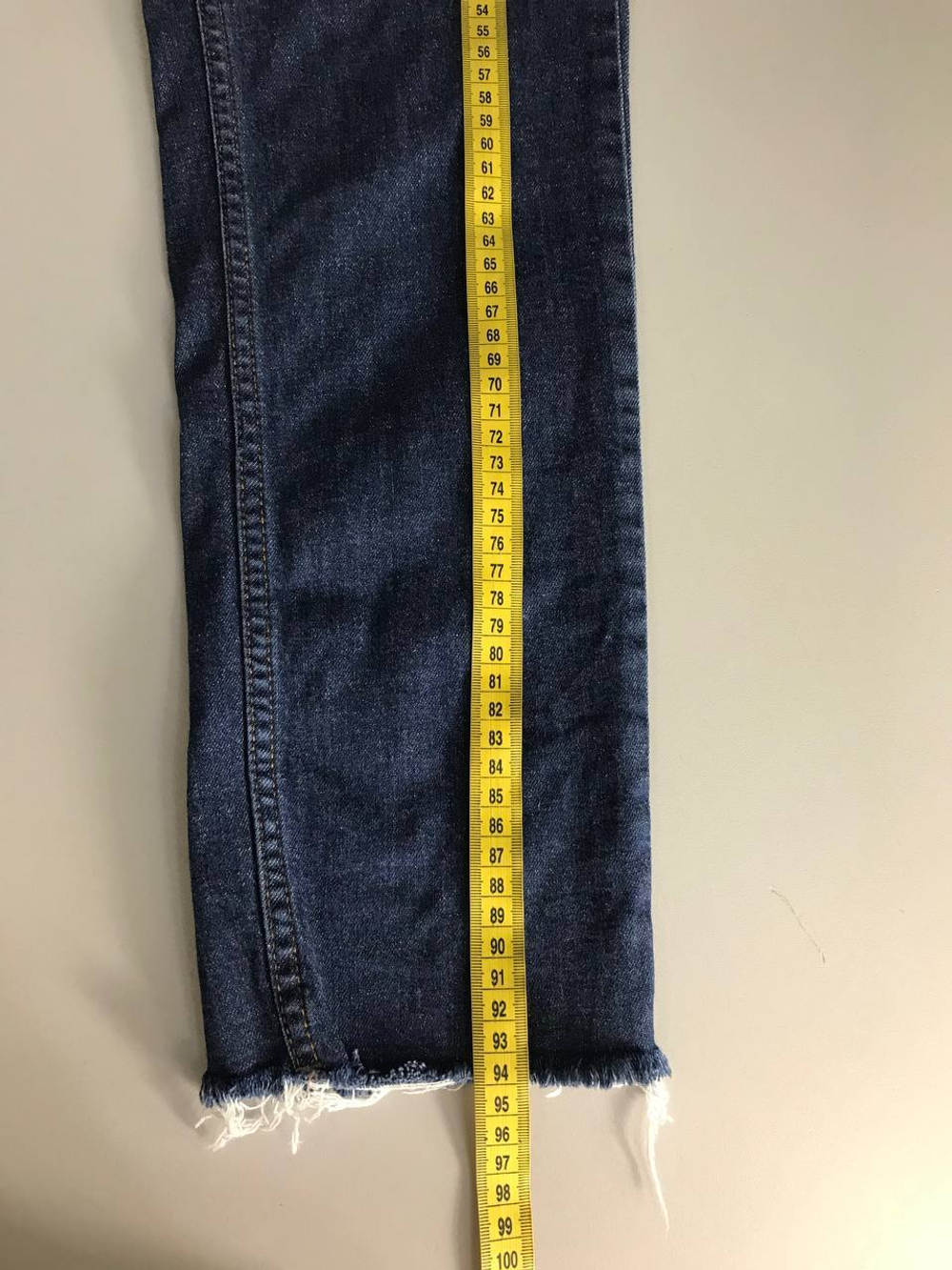 Джинсы Zaina модные, визуально на 42 размер