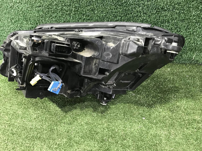 Фара правая Mercedes S W222 (2013-2017) LED