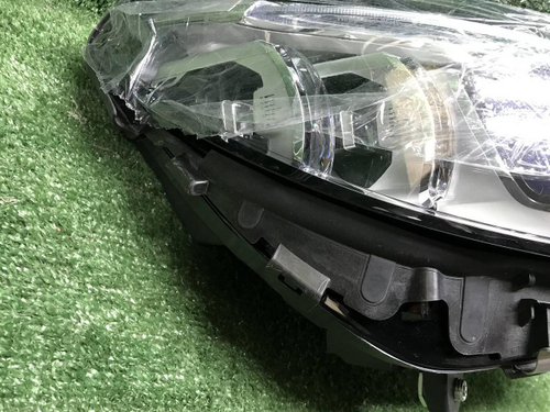 Фара правая Mercedes C w205 (18-23) Multibeam LED