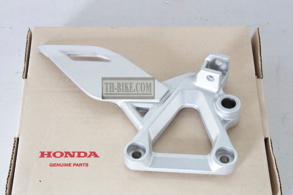 50700-KPP-T00. HOLDER, L. STEP. Honda CBR125-150 (2012-2019)