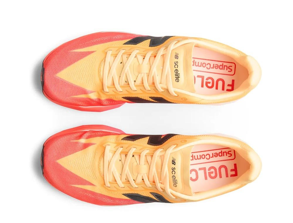 Кроссовки для бега мужские New Balance Fuelcell SuperComp Elite v5 M Оранжево-Розовые