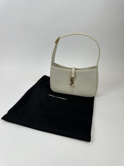 Сумка Saint Laurent Le 5a7