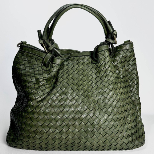 Женская плетеная сумка из натуральной кожи оливкового цвета