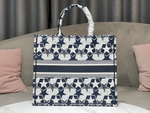 Christian Dior Book Tote 42 cm