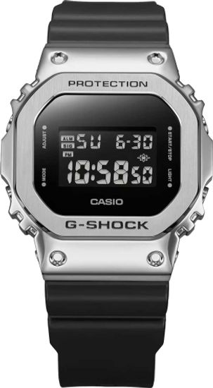 Наручные часы Casio GM-5600U-1D