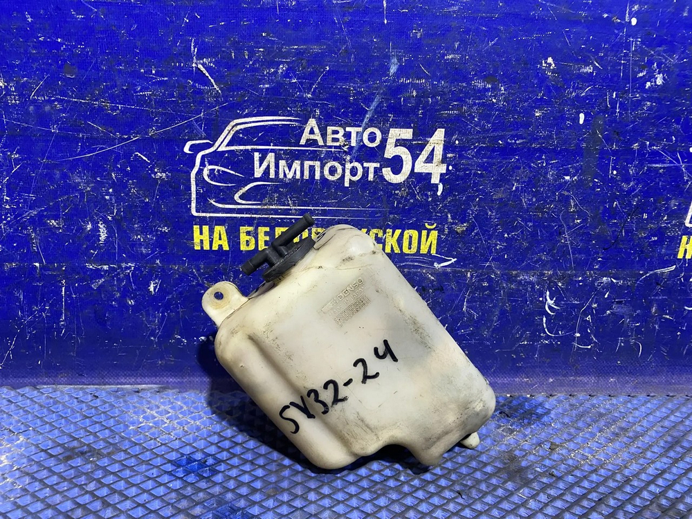 Бачок расширительный TOYOTA CAMRY 1993