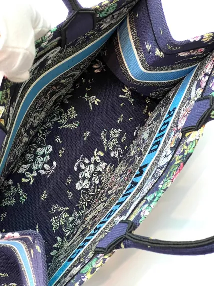 Сумка женская Dior Book Tote, модель среднего формата синий