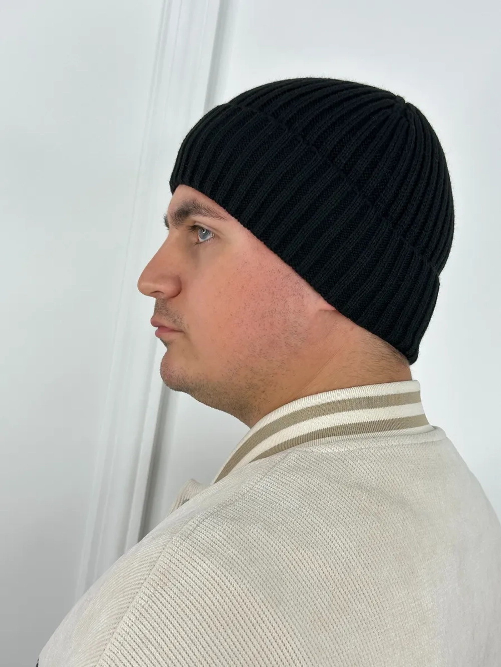 шапка вязаная теплая с отворотом стильная