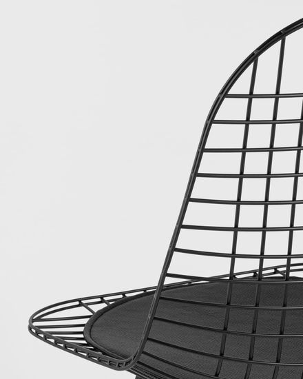 Стул обеденный Eiffel черный с черной подушкой 4 шт