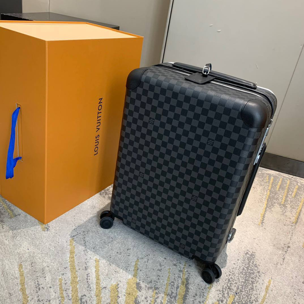 Чемодан Louis Vuitton