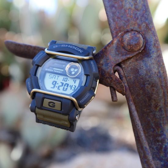 Наручные часы Casio G-Shock GD-400-9DR