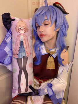 Мини дакимакура Мирай Курияма из По ту сторону границы арт. M0469, 60х20 см