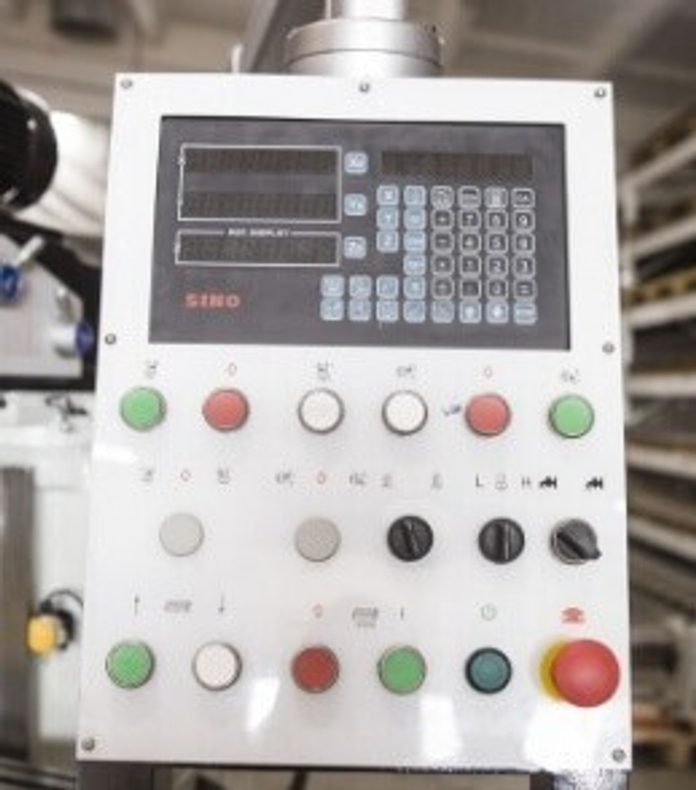 Станок универсально-фрезерный STALEX X6326B