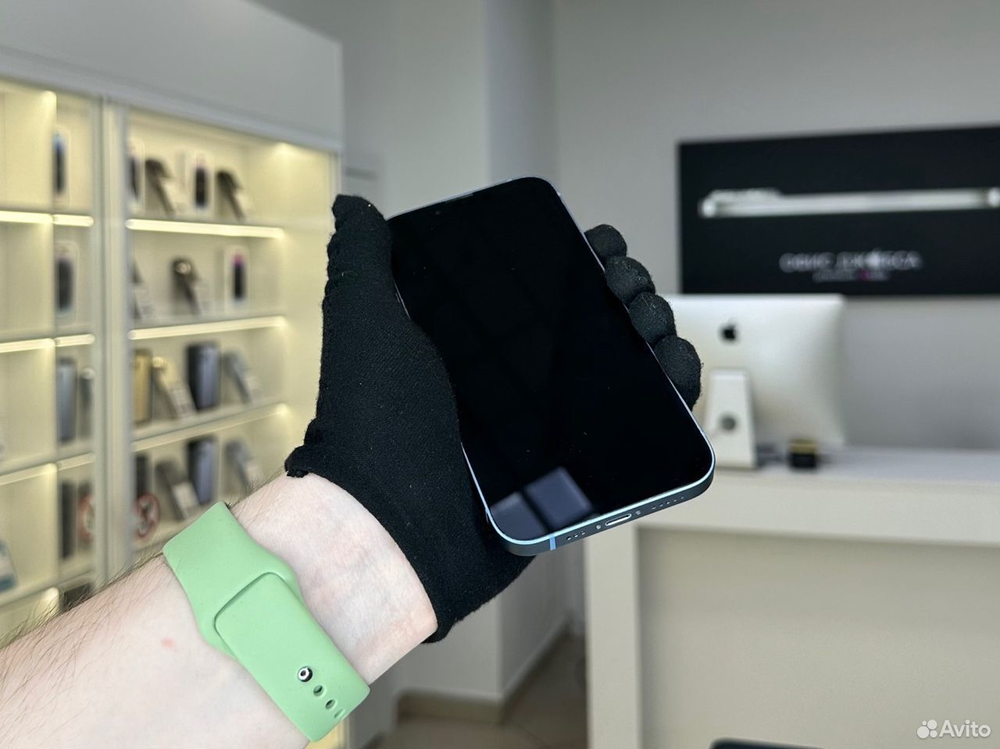 iPhone 14, 256 ГБ б/у