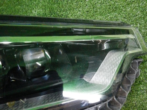 Фара правая Cadillac XT6 (2019-н.в.) LED