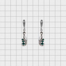 "Флерт" серьги в серебряном покрытии из коллекции "Изумрудные мечты" от Jenavi  с английским замком