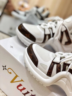 Кроссовки Louis Vuitton