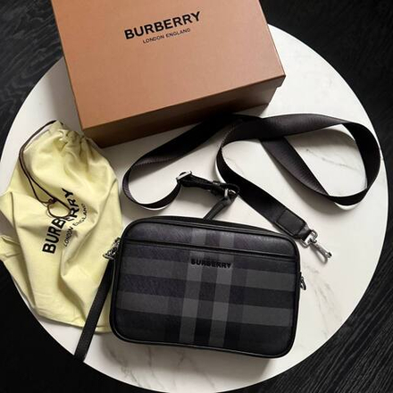 Сумка-мессенджер Burberry