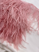 Перо пыльно-розовое