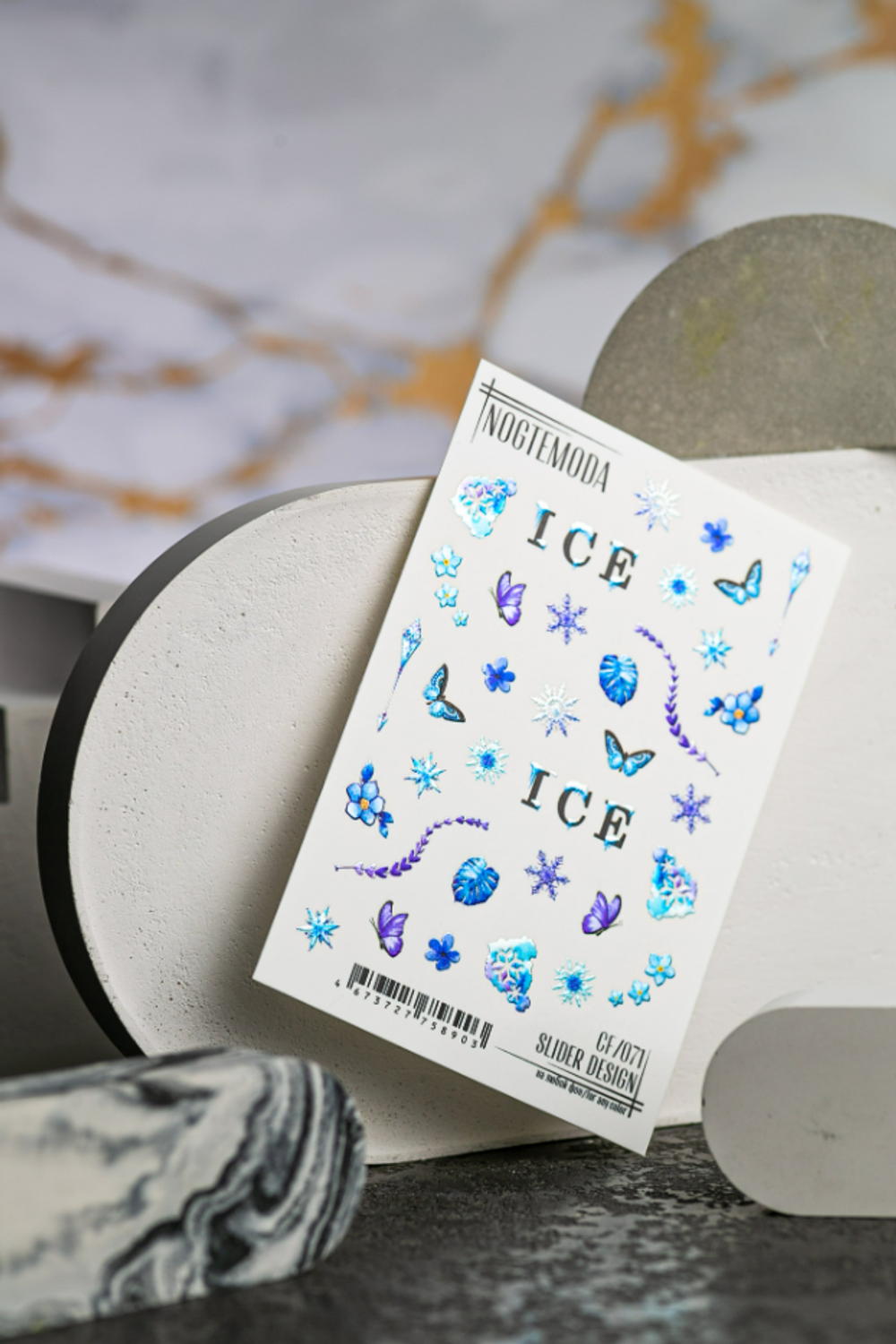 зимний дизайн ногтей