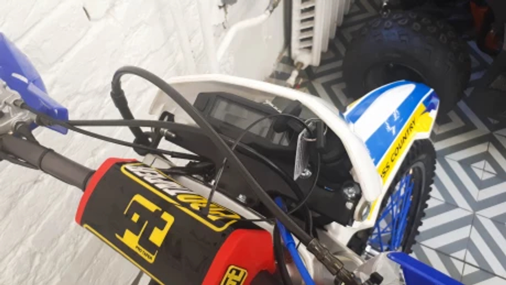 Мотоцикл MGMOTO MZK 250 CROSS