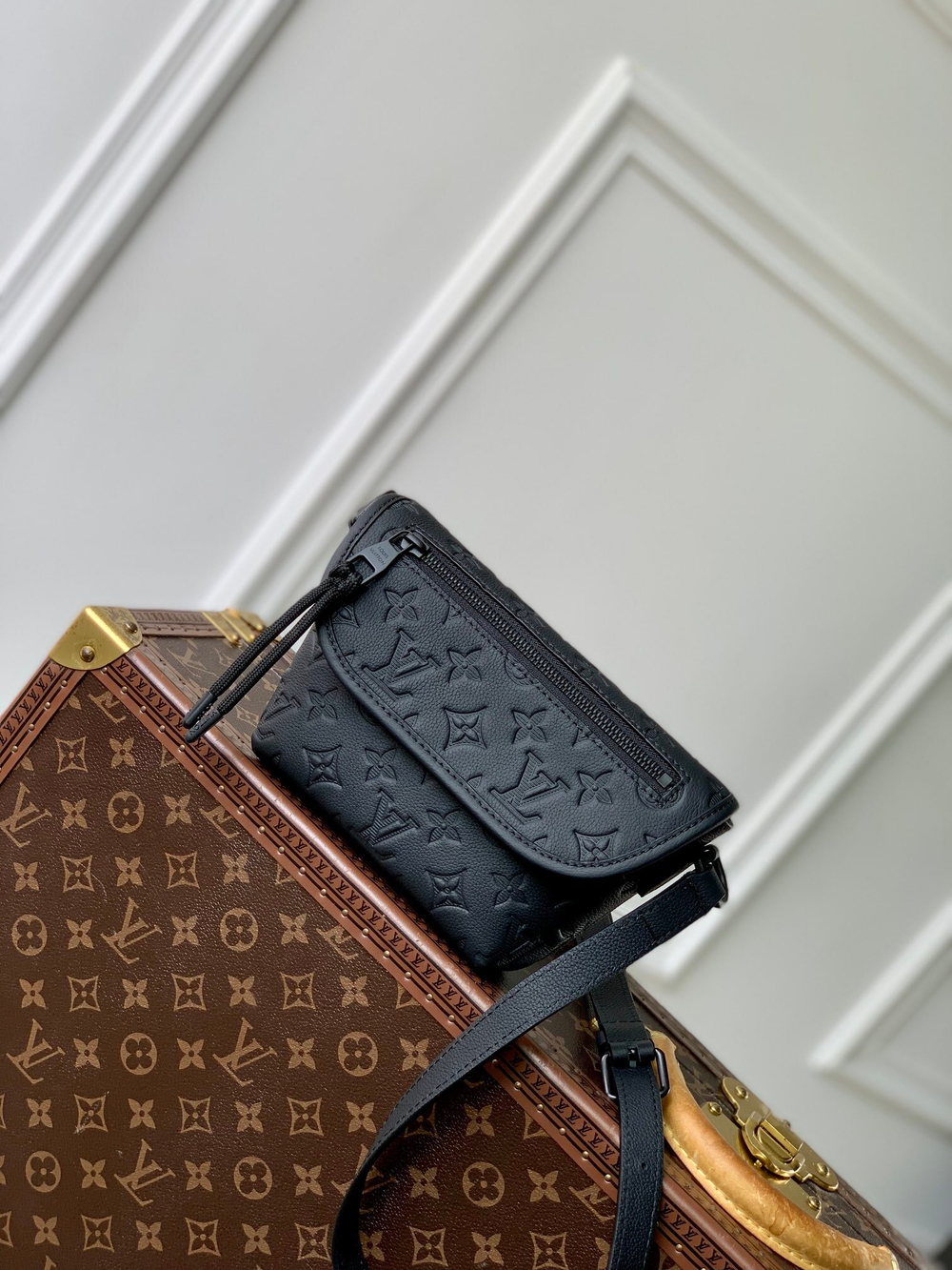 Louis Vuitton Pulse Wearable Wallet