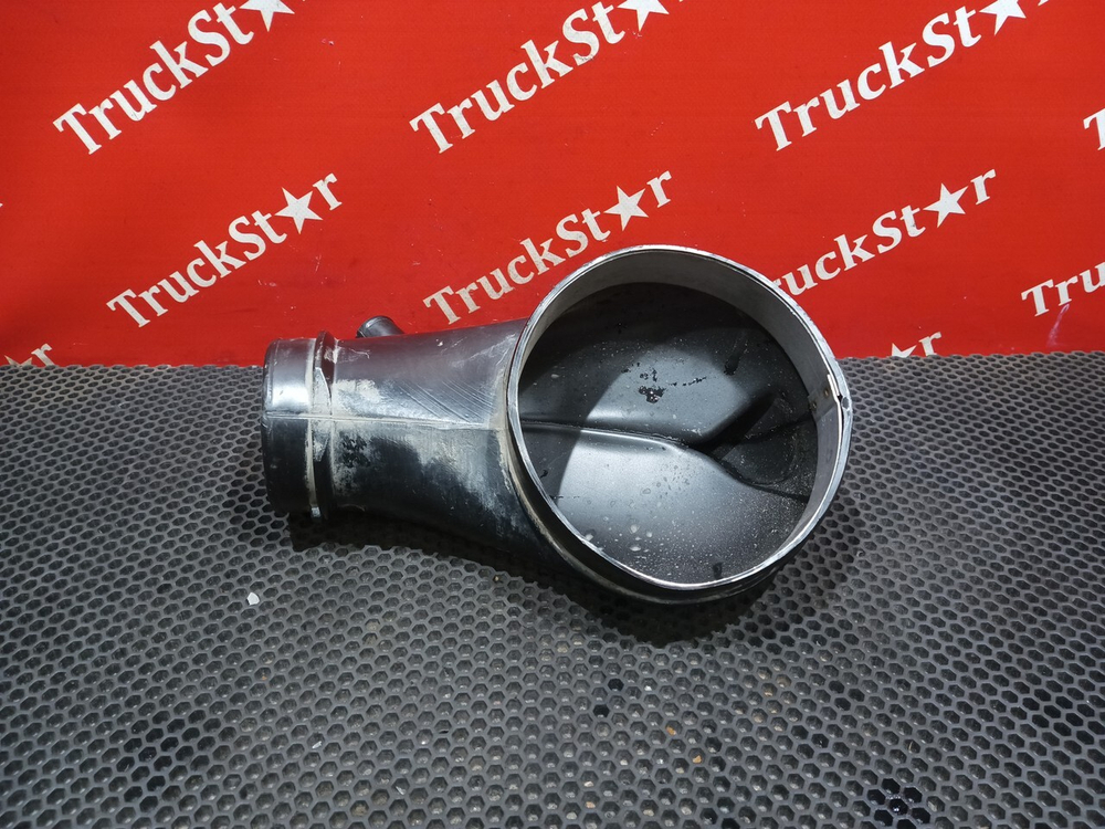 Патрубок воздушного фильтра 2021г.