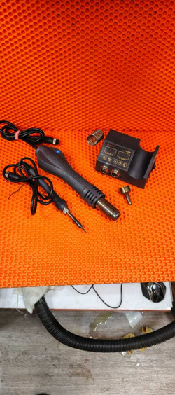 Паяльная станция Lykey 702