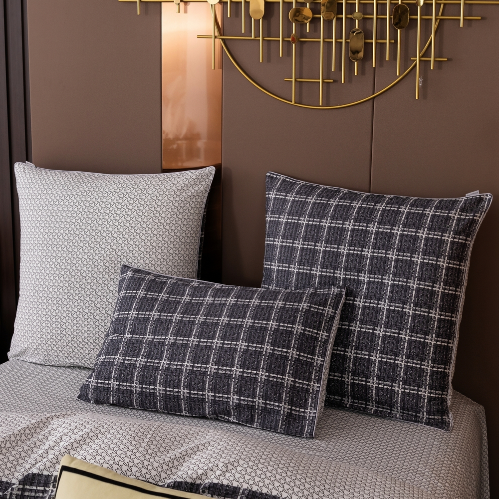 Комплект постельного белья Сатин Элитный на резинке CPLR039