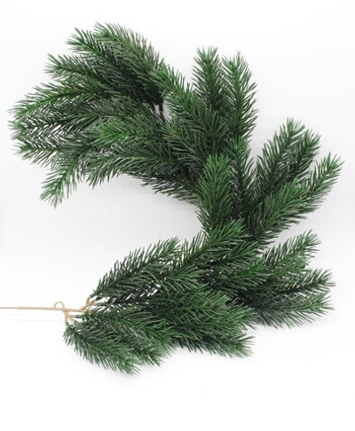 Ветка еловая зелёная 60 см