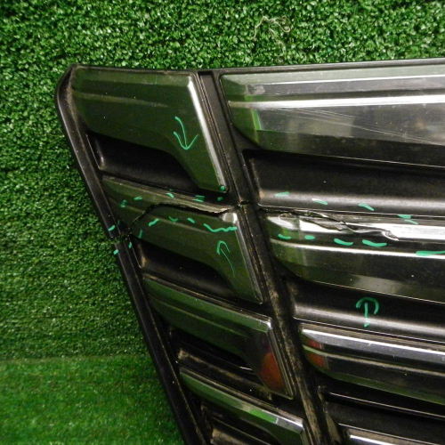 Решетка радиатора Toyota Alphard 3 (2015-2017)