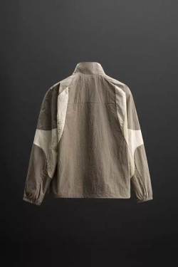 ZARA КУРТКА В СТИЛЕ КОЛОР-БЛОК ИЗ ВЫСОКОТЕХНОЛОГИЧНОЙ ТКАНИ, ПЕСОЧНЫЙ