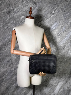 Сумка- планшет Bottega Veneta