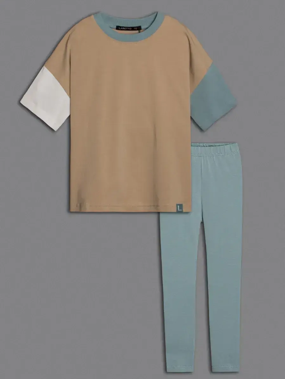 Костюм для девочки на лето