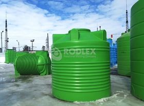 Баки пластиковые вертикальные