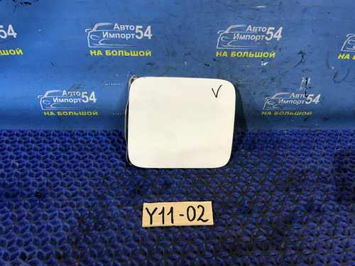 Лючок бензобака NISSAN AD 1999