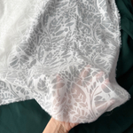 Батист Крупные листья