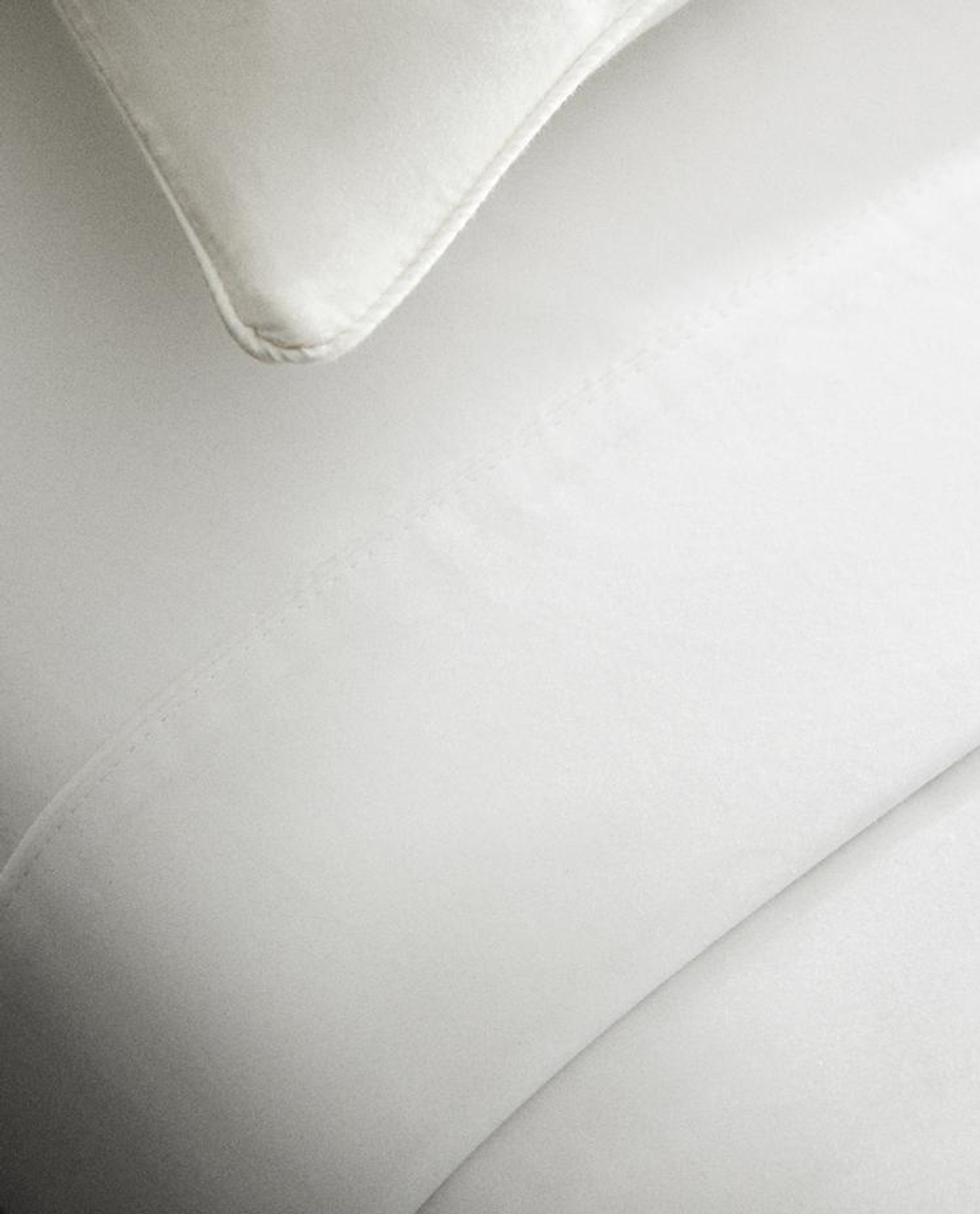 ZARA HOME (500 НИТЕЙ) САТИНОВАЯ ПРОСТЫНЯ, БЕЛЫЙ