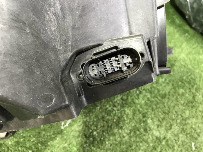 Фара левая Mercedes GLC X253 (2019-2022) LED