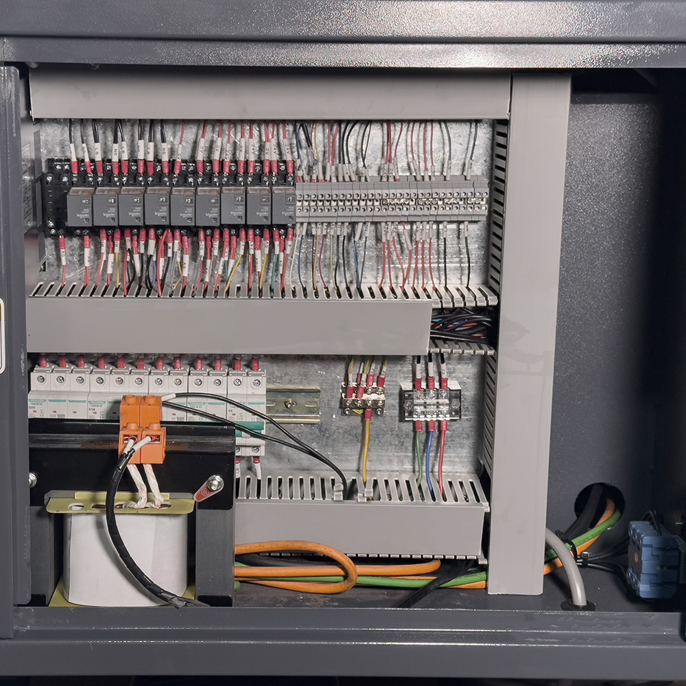 VISPROM SP210 CNC Токарный станок с ЧПУ с горизонтальной станиной