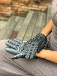 Перчатки из кожи питона AC-93