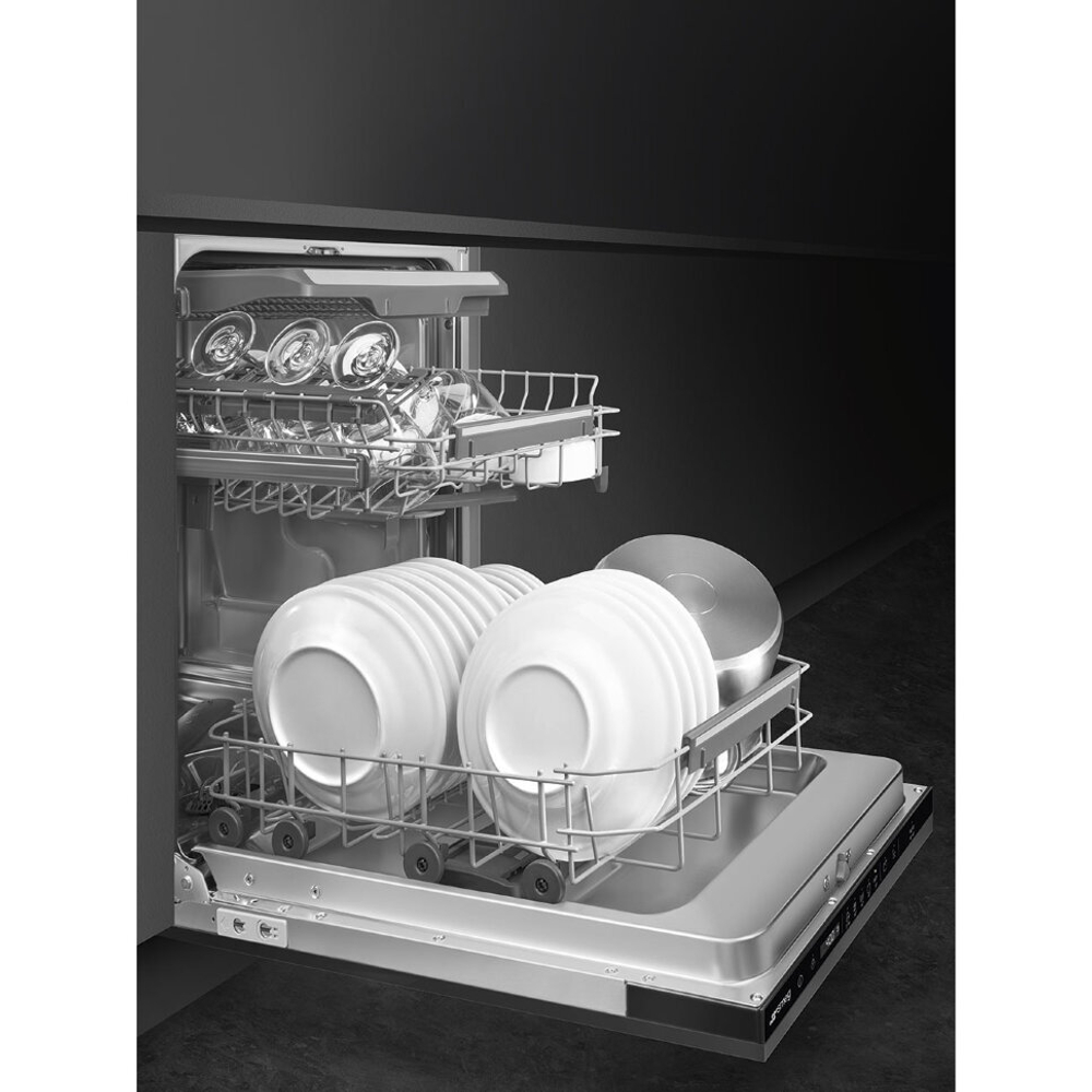 Полностью встраиваемая посудомоечная машина Smeg ST4523IN