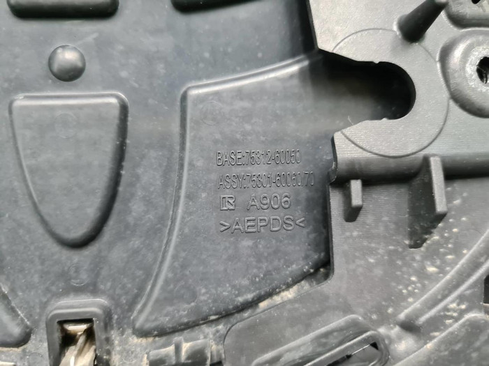 Решетка радиатора Toyota LC Prado 150 (2017-н.в.)