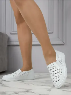 Мокасины летние с перфорацией