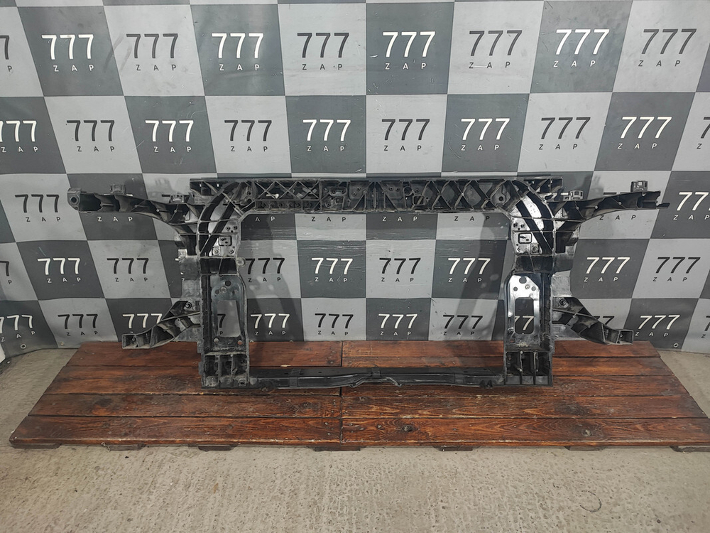 Панель передняя (телевизор) Hyundai Palisade (LX2) 64101S8000