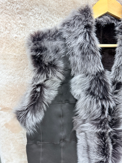 Жилет из натуральной овчины. 42-44 Размер