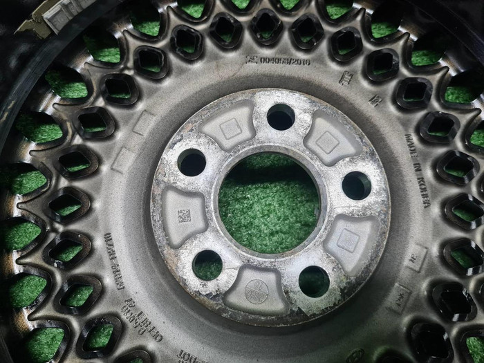 Диск литой R19 Genesis G90 (2016-2022) задний