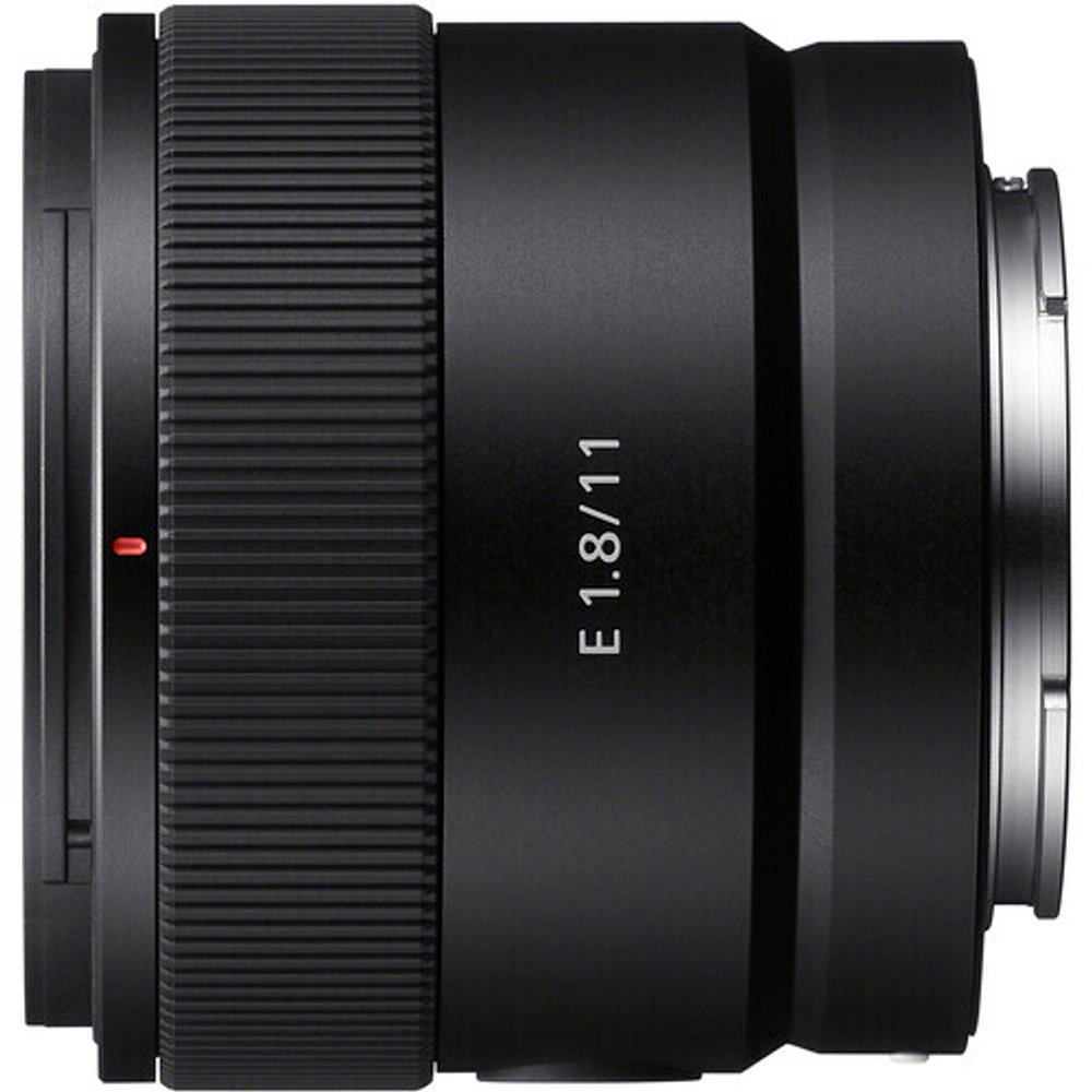 Объектив Sony 11mm f/1.8 Lens (SEL11F18), черный