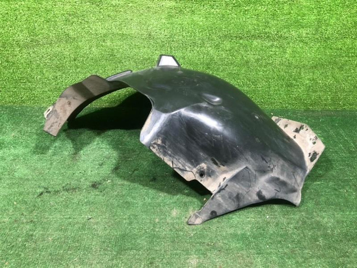 Подкрылок передний правый Mercedes M GLE W166 (2011-2018)