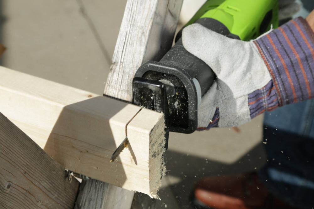 Пила сабельная аккумуляторная GREENWORKS GD24RS 24В,мак.гл.пропила-220мм,б/щ,без АКБ и ЗУ (1200407)